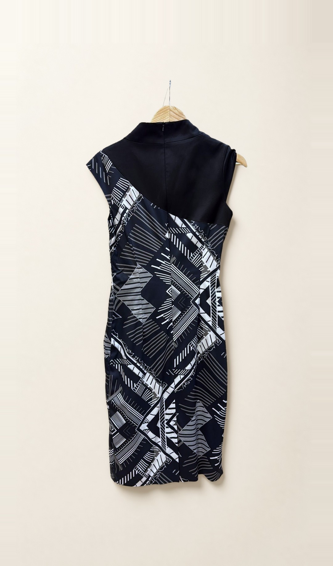 Karen Millen Black Patterned Dress 12 thumbnail 2