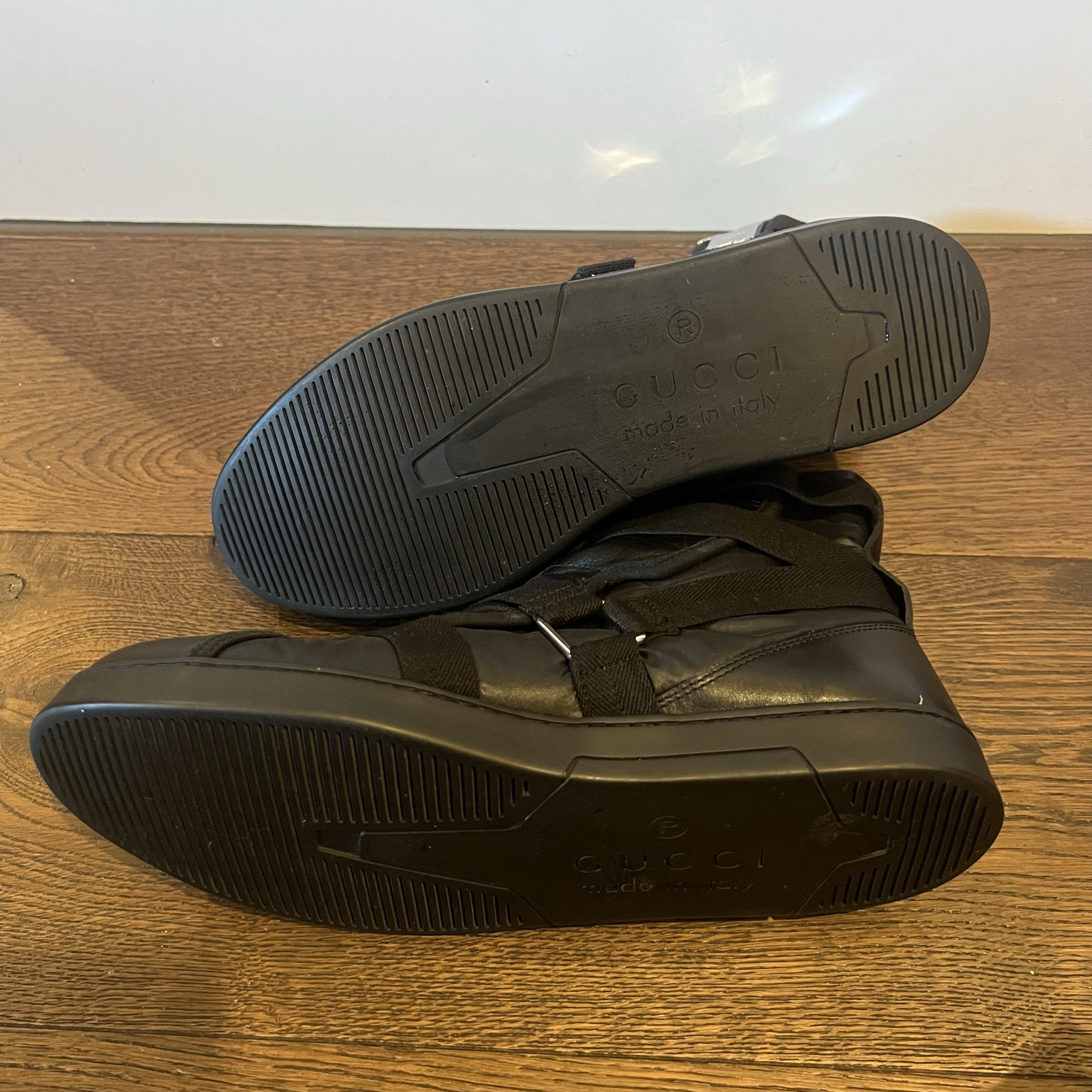 Gucci Black High Top Buckle Sneakers (Size UK 6) thumbnail 6